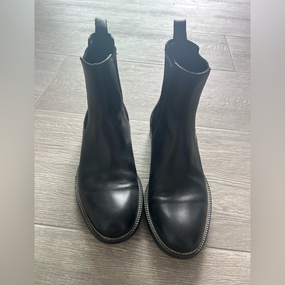 Gucci boots